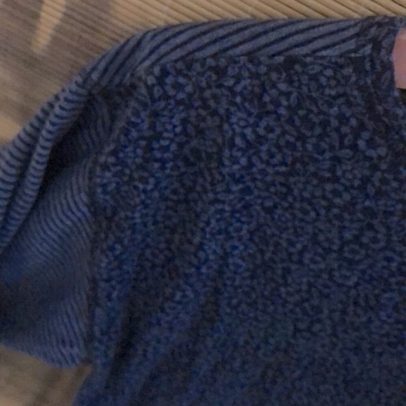 GAP Crop Top blue flowers stripes 100% cotton women’s size small - Picture 9 of 12